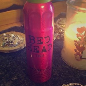 Bedhead Headrush Hair shine spray